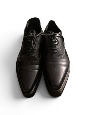 Zara Black Leather Pointed Toe Flats with Lace-Up Detail